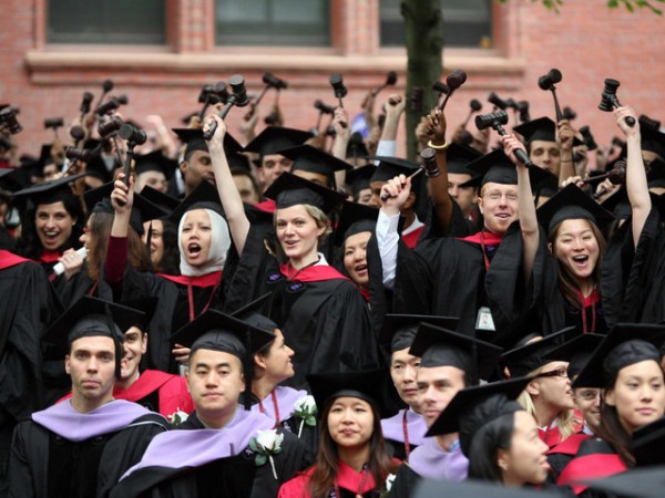 harvard-is-still-sending-a-shockingly-low-number-of-graduates-to-wall-street