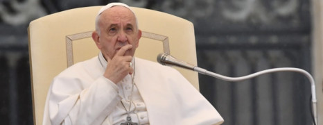 Ceux qui criminalisent l’homosexualité ont tort, selon le pape François
