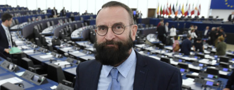 L’ex-eurodéputé hongrois ayant participé à une orgie gay renonce à son immunité