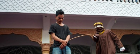 Indonésie : l’homosexualité punie à coup de bâtons
