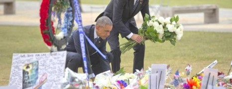 Barack Obama auprès des survivants d’Orlando