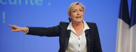 Mariage gay : Le Pen cède