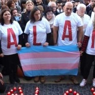 Le suicide d’un ado trans bouleverse l’Espagne
