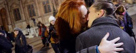 Kiss in géant à Paris