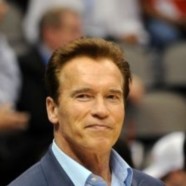Schwarzenegger avoue avoir marié 2 couples gay