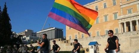 Grèce : vers une union civile pour les couples gays