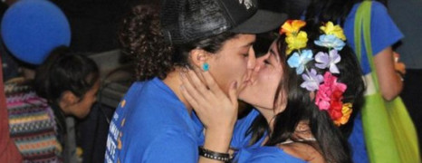 Hawaï célèbre ses premiers mariages gays