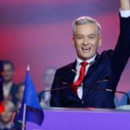 Pologne : un homme politique gay lance un parti de centre gauche