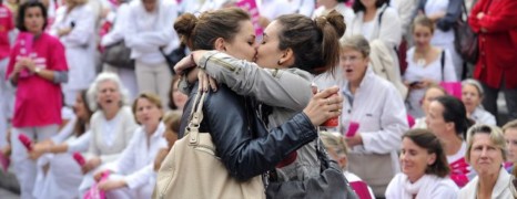 Un kiss-in géant dimanche contre la Manif pour tous
