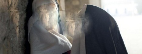 2 religieuses quittent le couvent pour se marier !